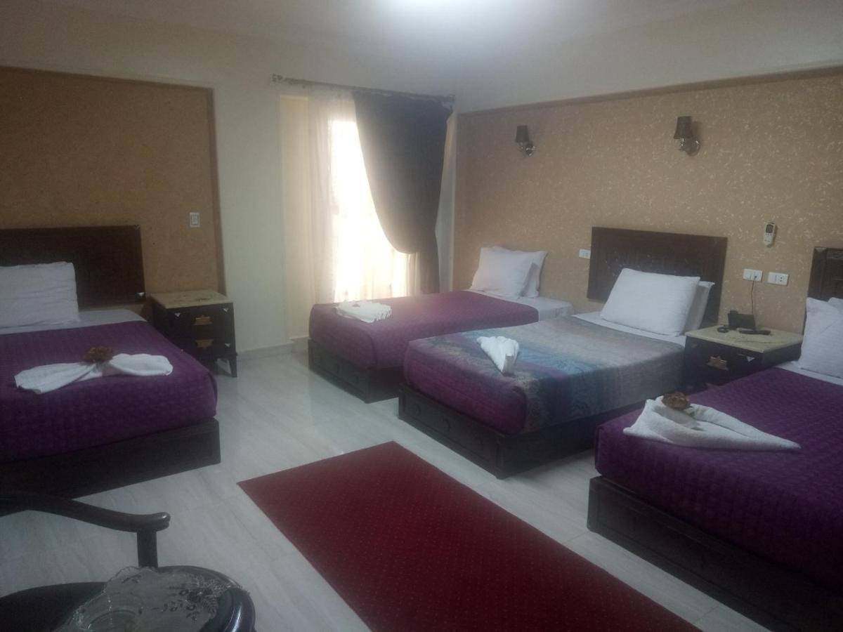 Amin Hotel Кайро Екстериор снимка