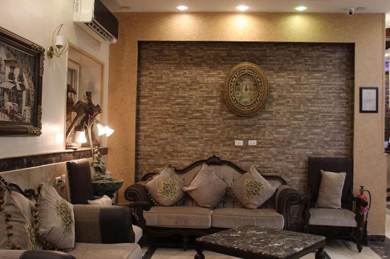 Amin Hotel Кайро Екстериор снимка