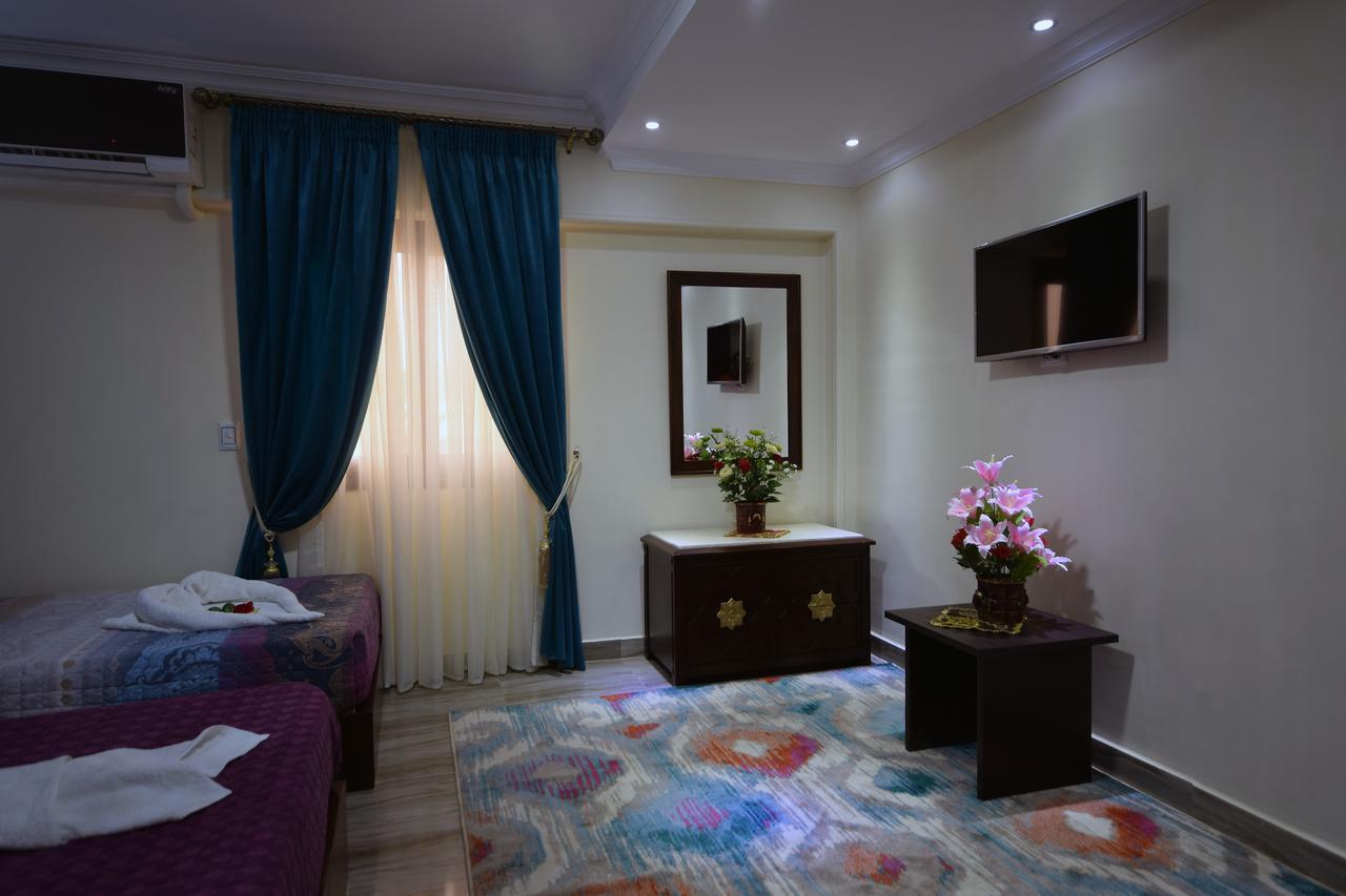 Amin Hotel Кайро Екстериор снимка