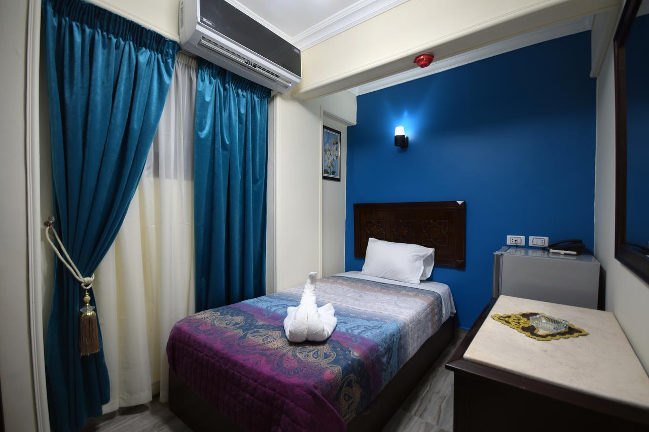 Amin Hotel Кайро Екстериор снимка